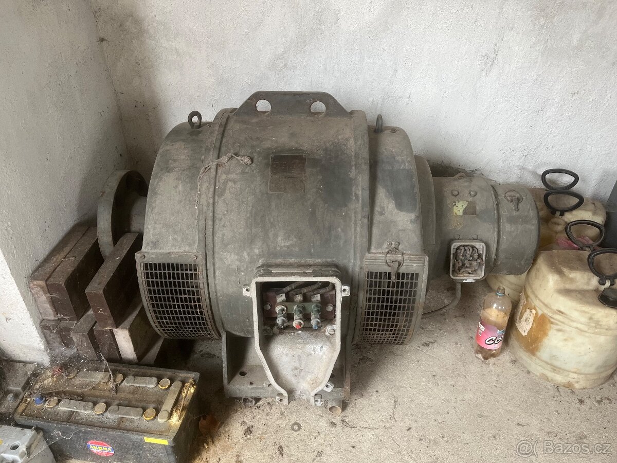 Generátor Škoda - 7