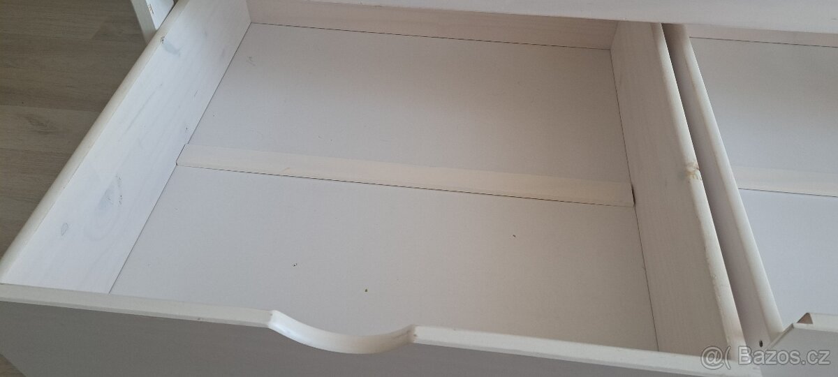 Postel s úložnými prostory - 7