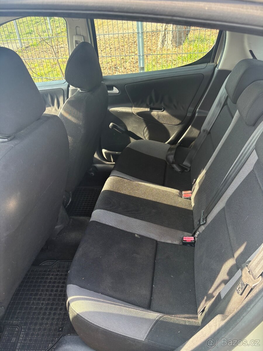 Peugeot 207 1.4hdi 50kw - 7