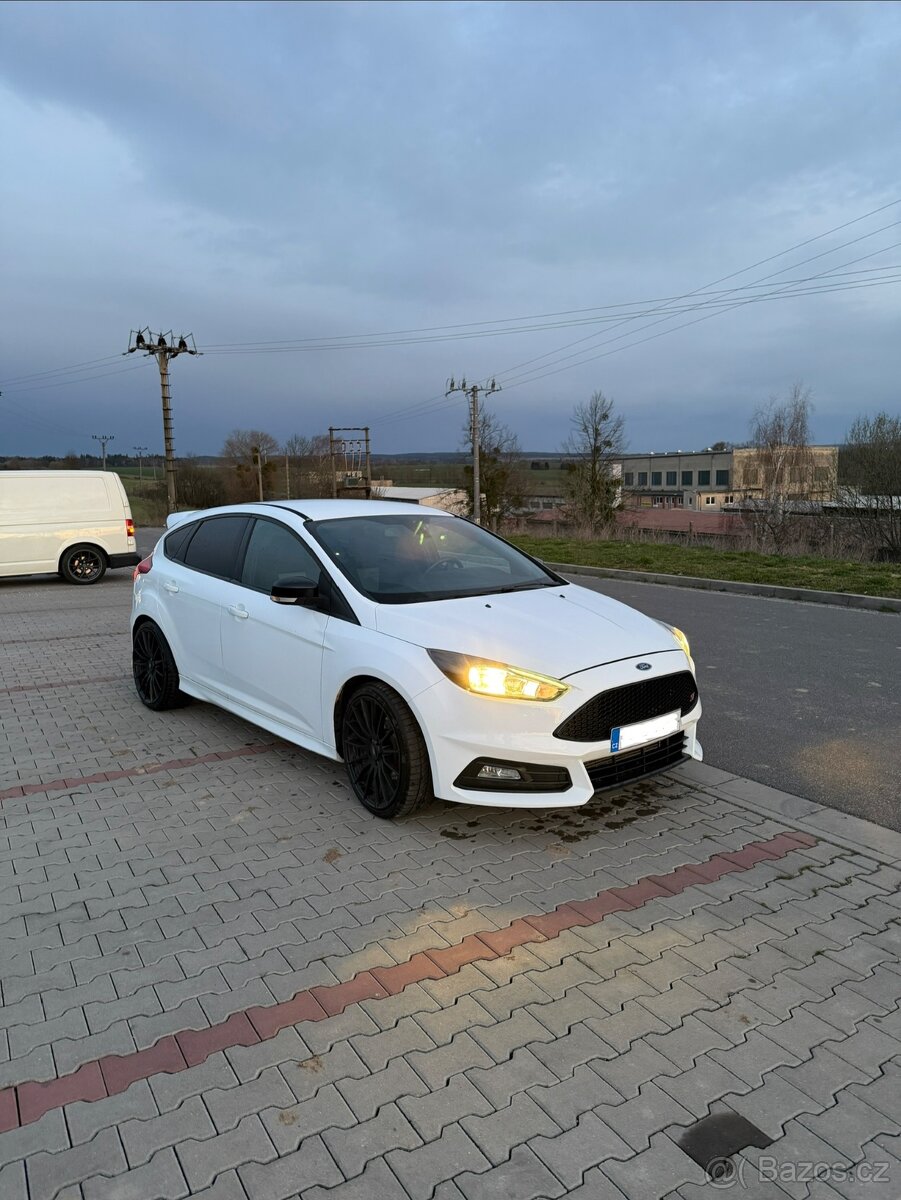 Ford focus mk3 ST facelift - 7