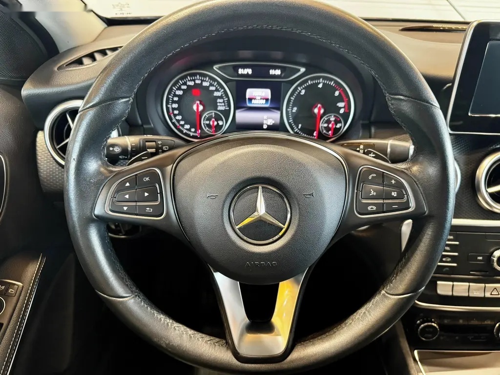 Mercedes-Benz Třídy A, 160 d - 7