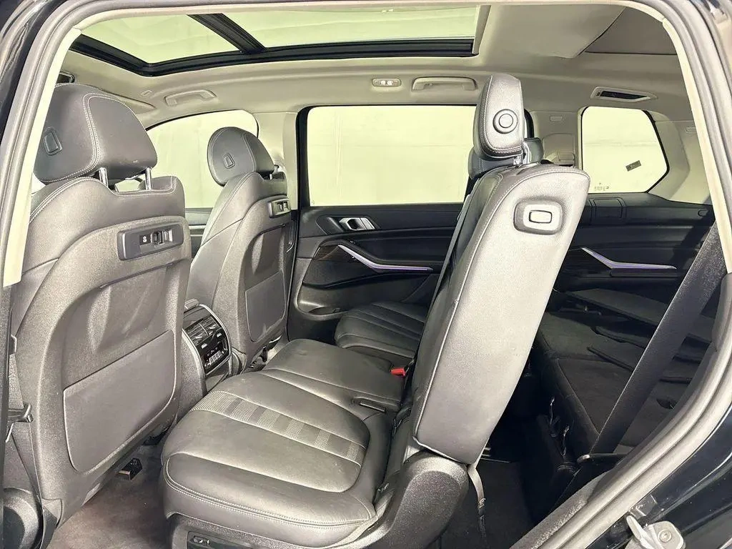 2020 BMW X7 xDrive40i - 7