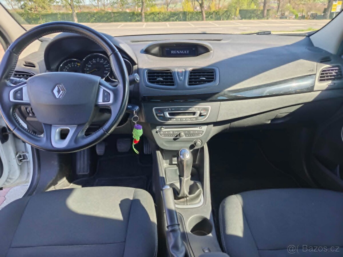 Prodám Renault Fluence - 7