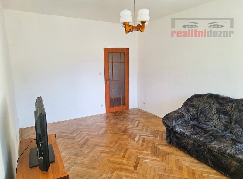 Prodej bytu 2+1 s lodžií a sklepem ul. Jakuba Obrovského Brn - 7