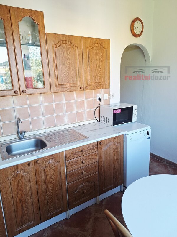 Prodej bytu v OV 2+1 s lodžií, šatnou a sklepem ul. Jakuba O - 7