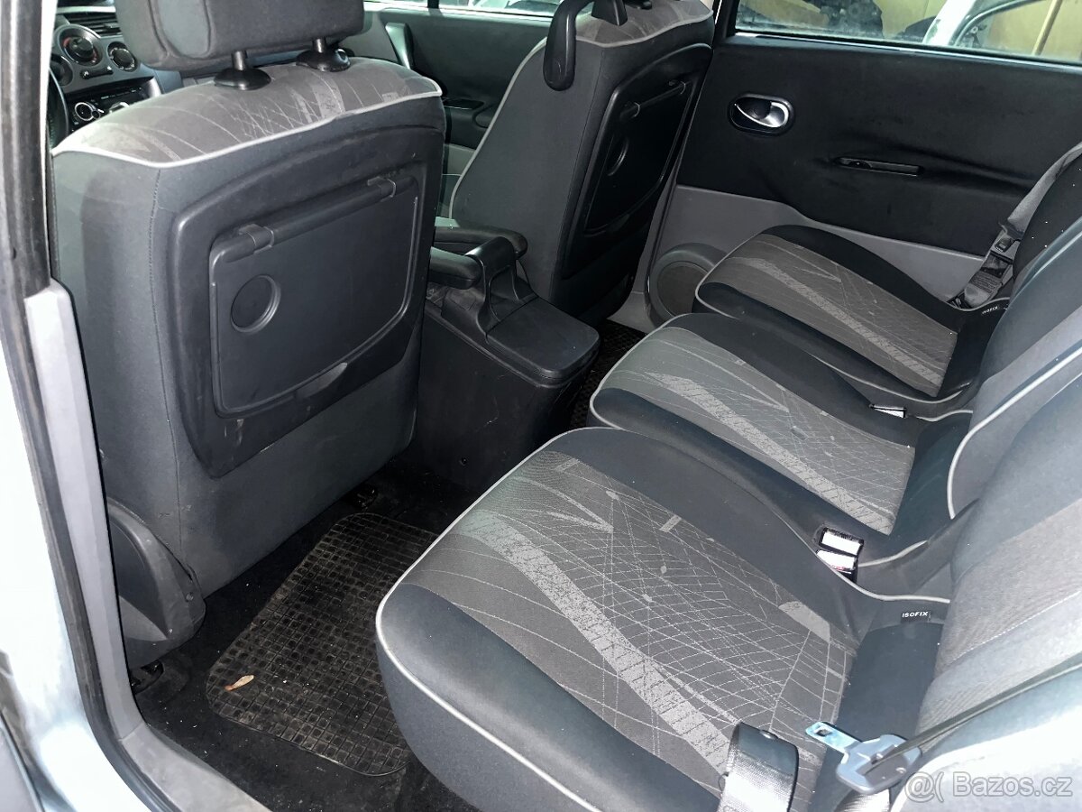 Renault Scenic 1.6 - 7