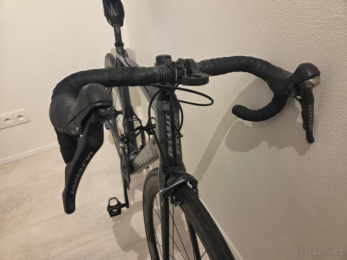 Silniční celokarbonové kolo Stevens Izoard Pro - 7