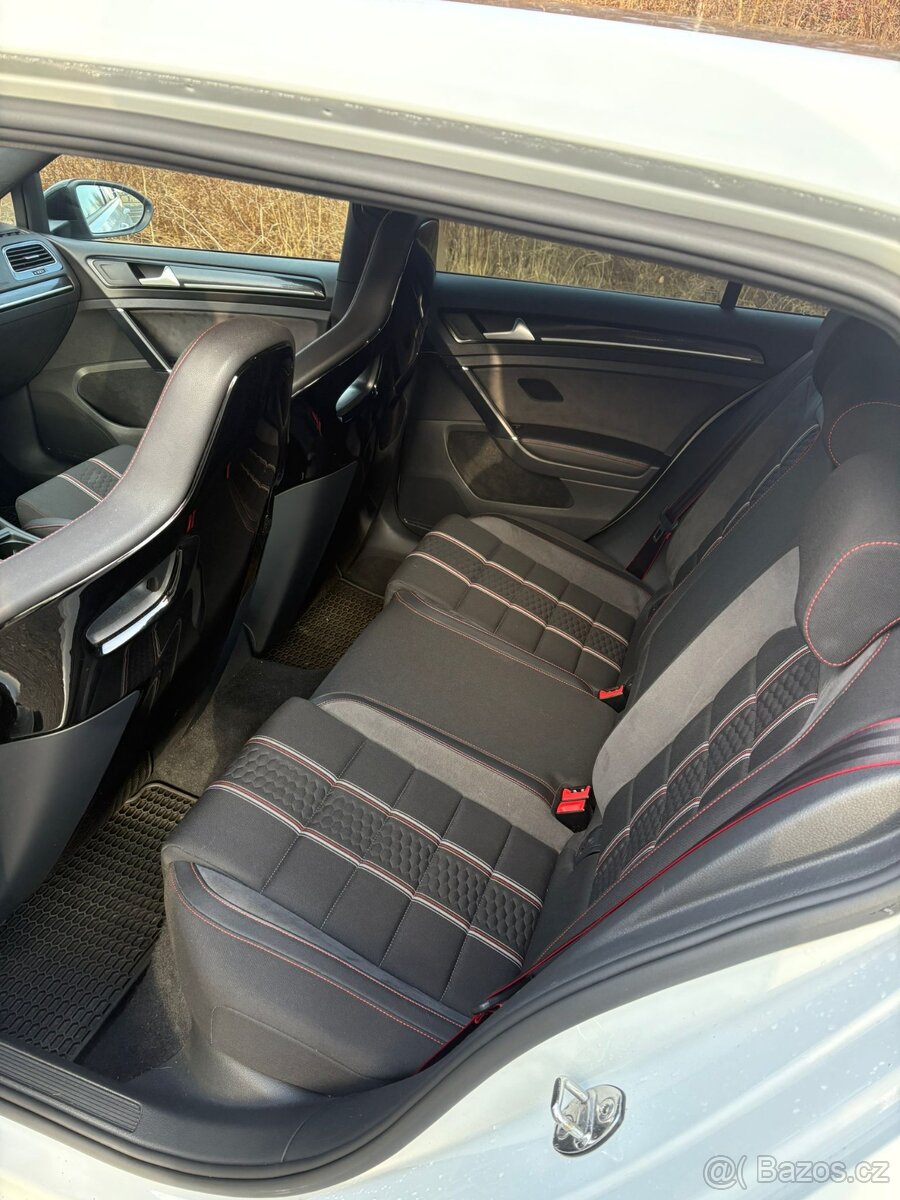 VW Golf GTI Clubsport - 7