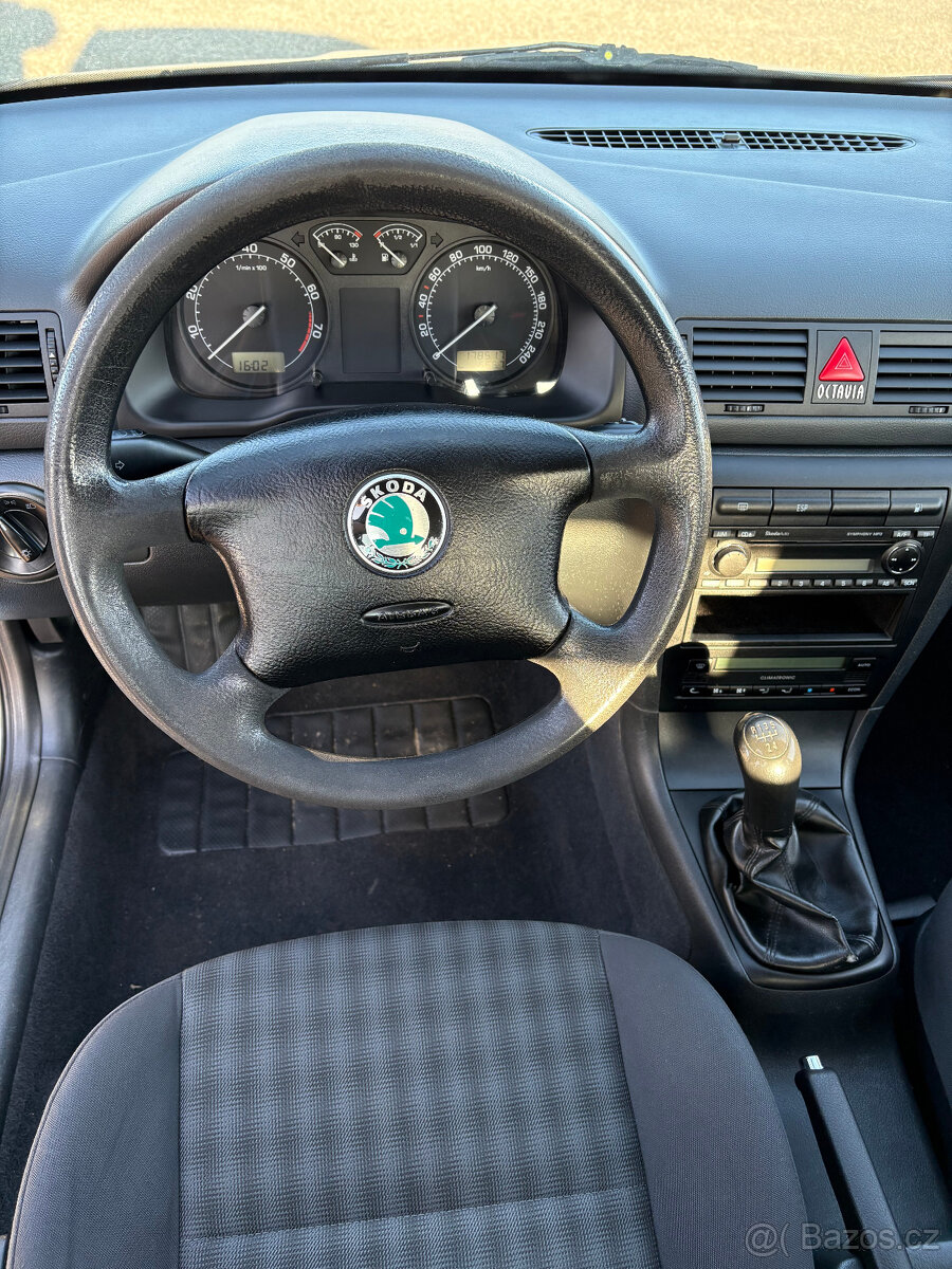 Škoda Octavia 1.6i TOUR combi,STK do 3/2028 - 7