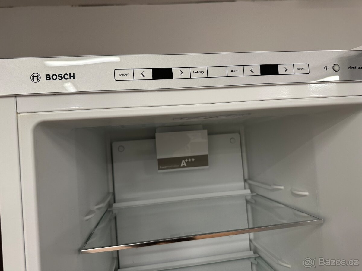 Lednice s mrazákem Bosch (104) - 7