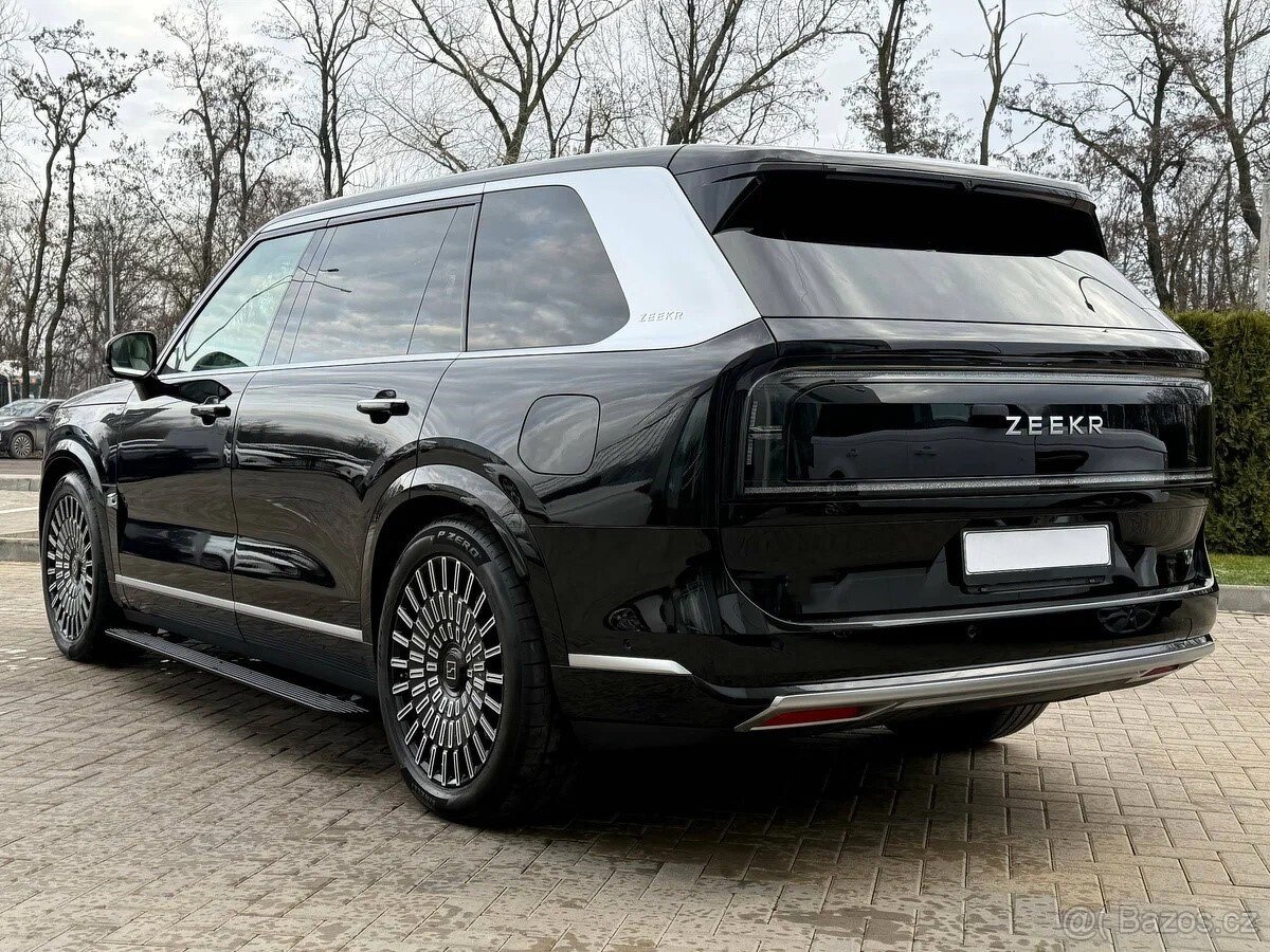 Zeekr 9X Max - 660 kW (897 koní) - 7