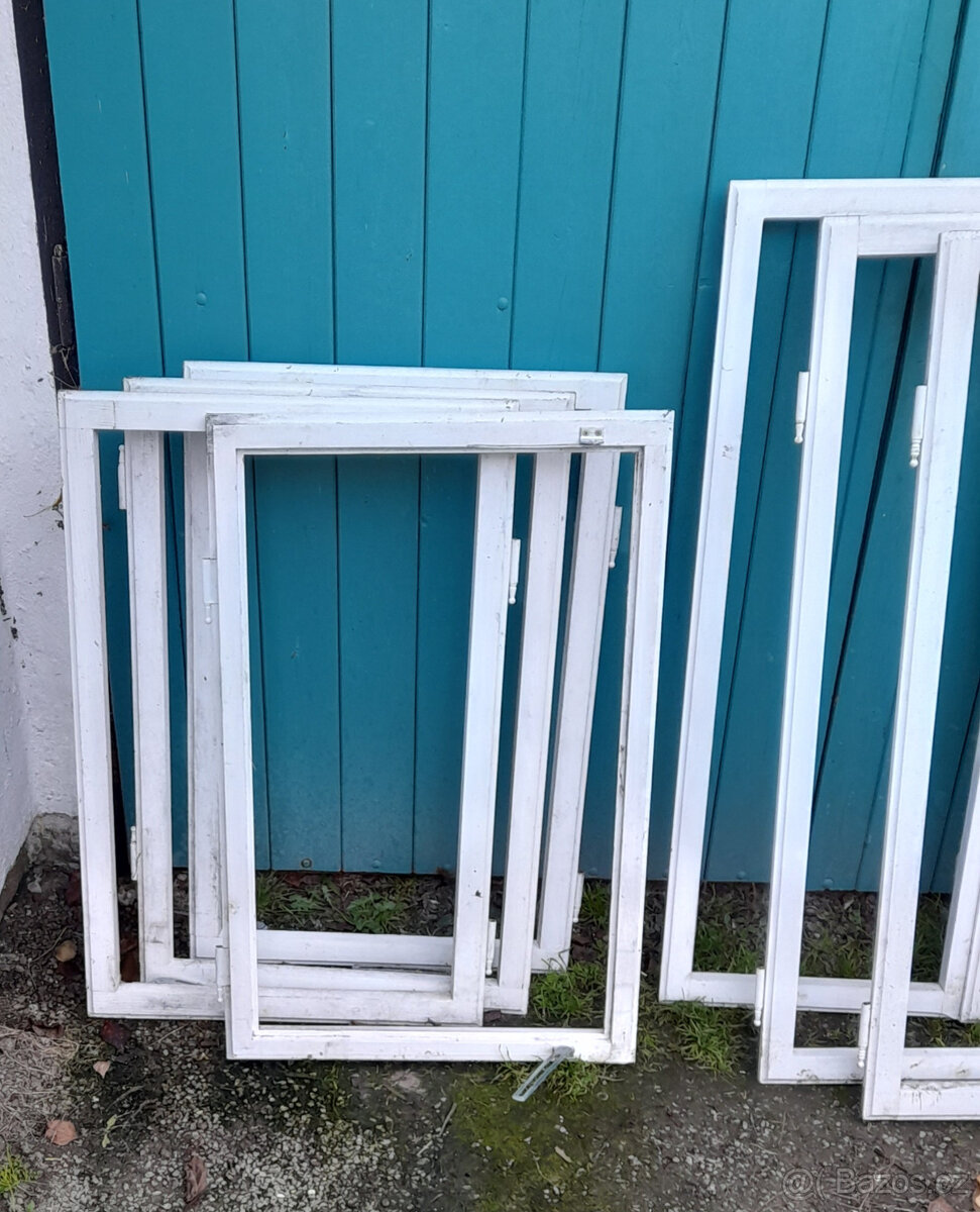 Dřevěná okna 2 roky stará pěkná - 7