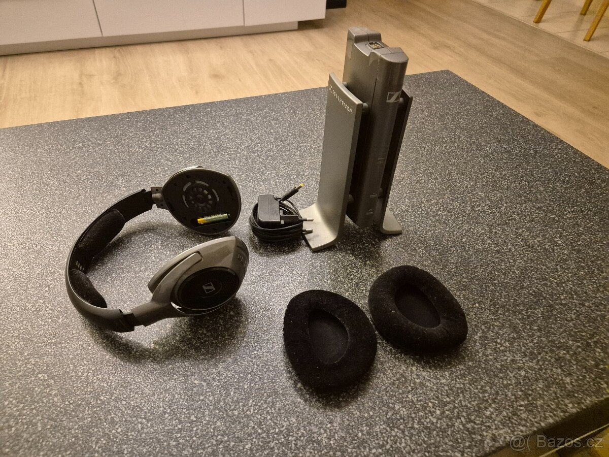 Sennheiser HDR 180 – bezdrátová sluchátka + základna + napáj - 7