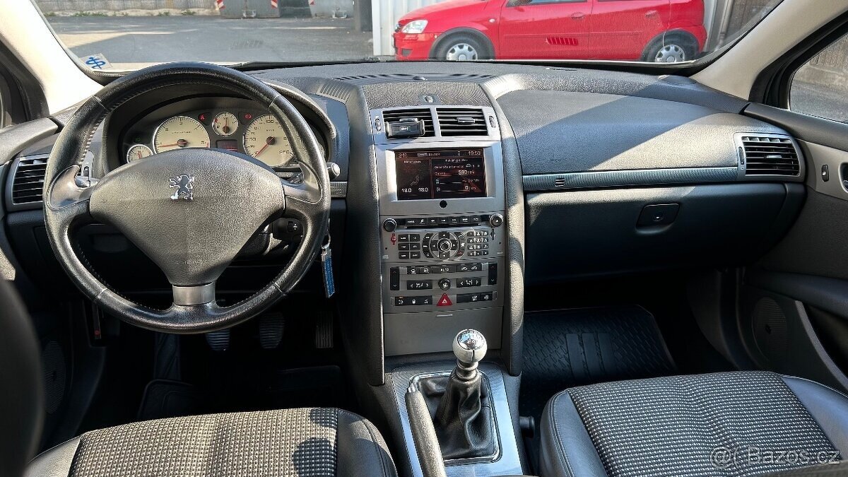 Peugeot 407sw - 7