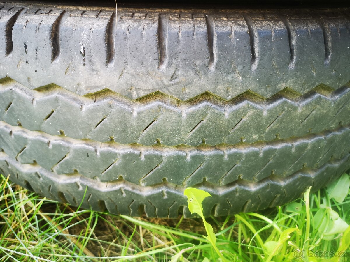 Prodám pneu i disky Ford Tranzit 195/70/R15C - 7