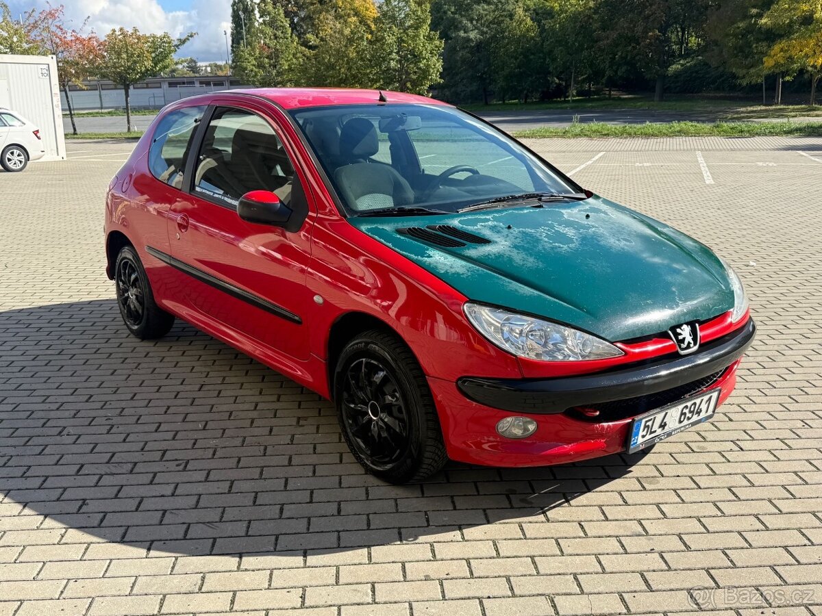 Peugeot 206 1.1i STK 5/2027 Plně pojízdné - 7