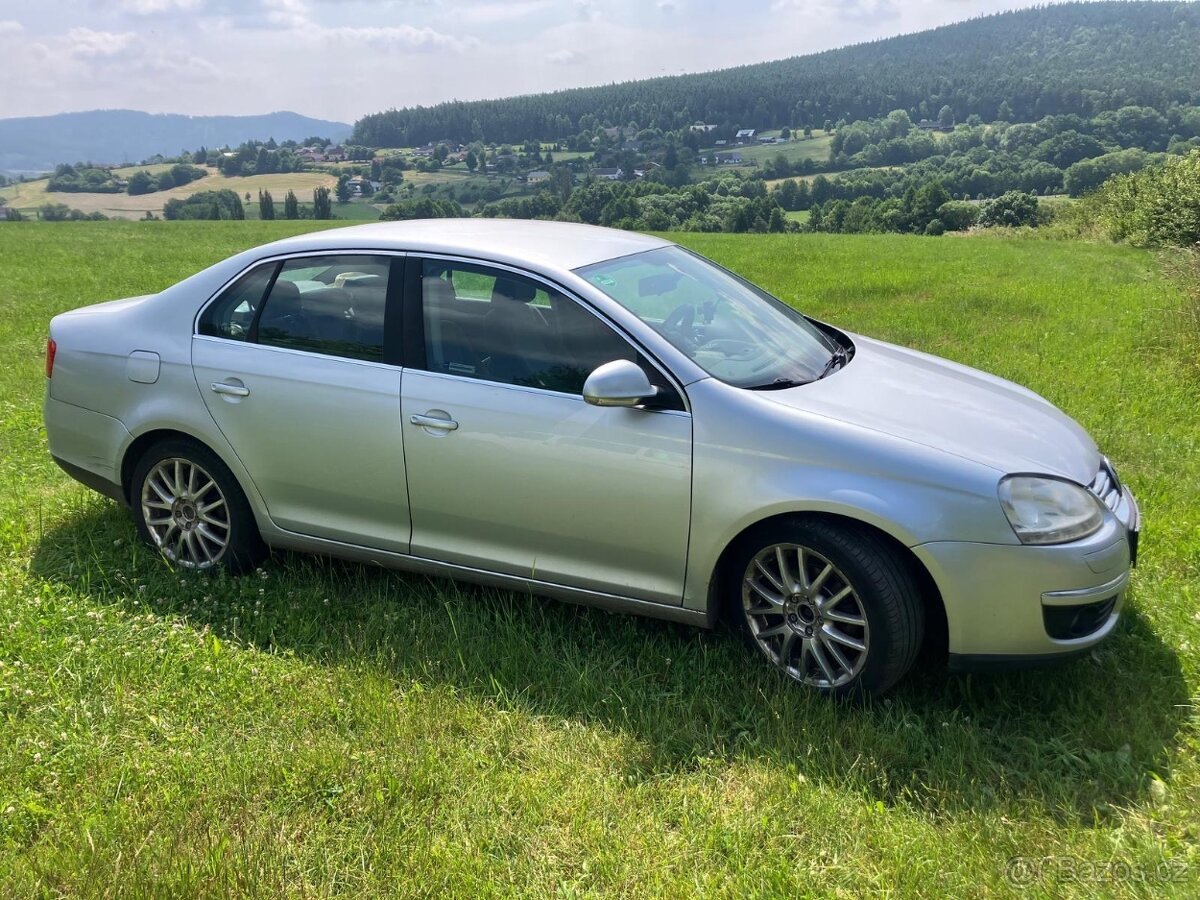 Volkswagen Jetta 1.6 Benzin 2007 - 7