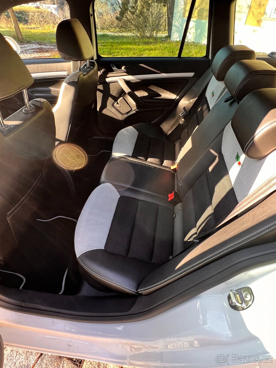 Skoda Octavia 2 RS - 7