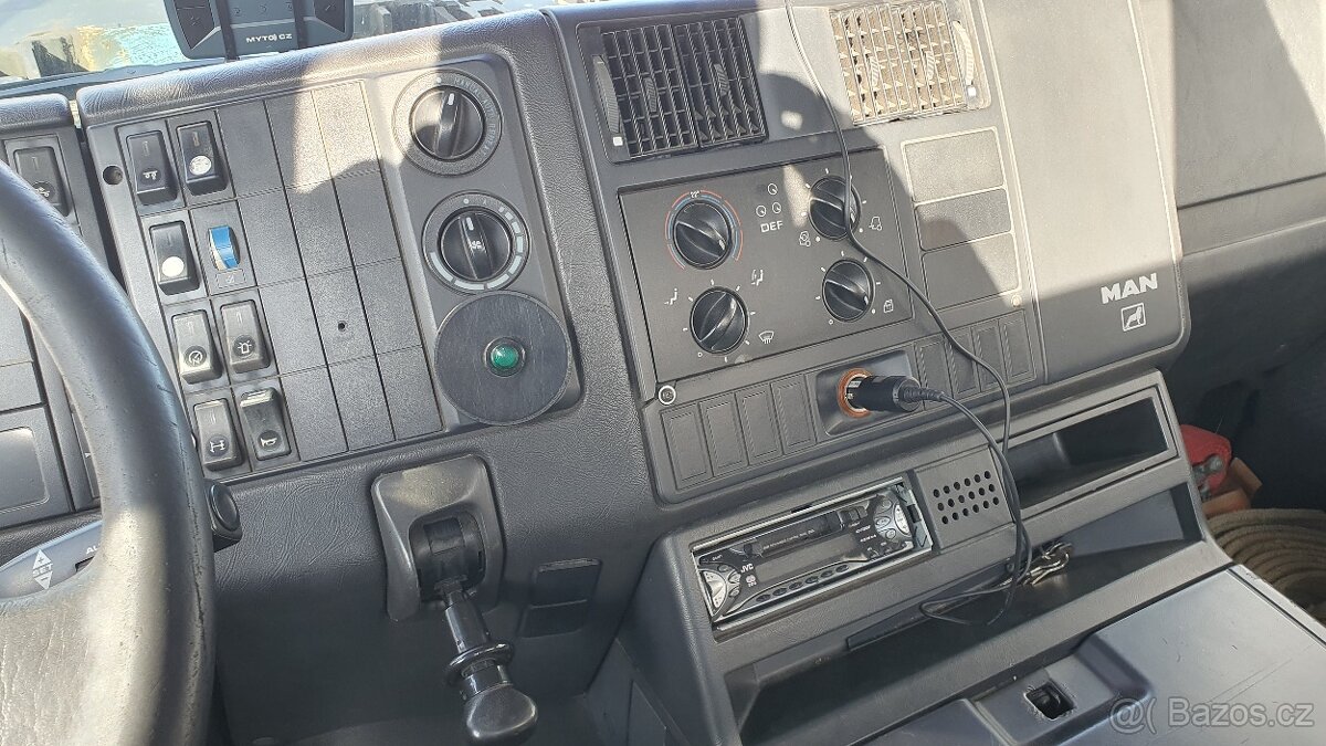 Steyr-Man F2000 kontejner - 7