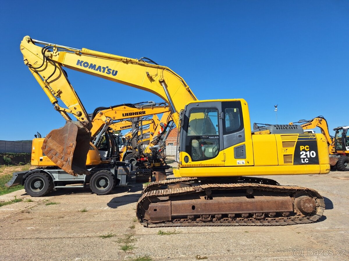 KOMATSU PC 210 LC - 7