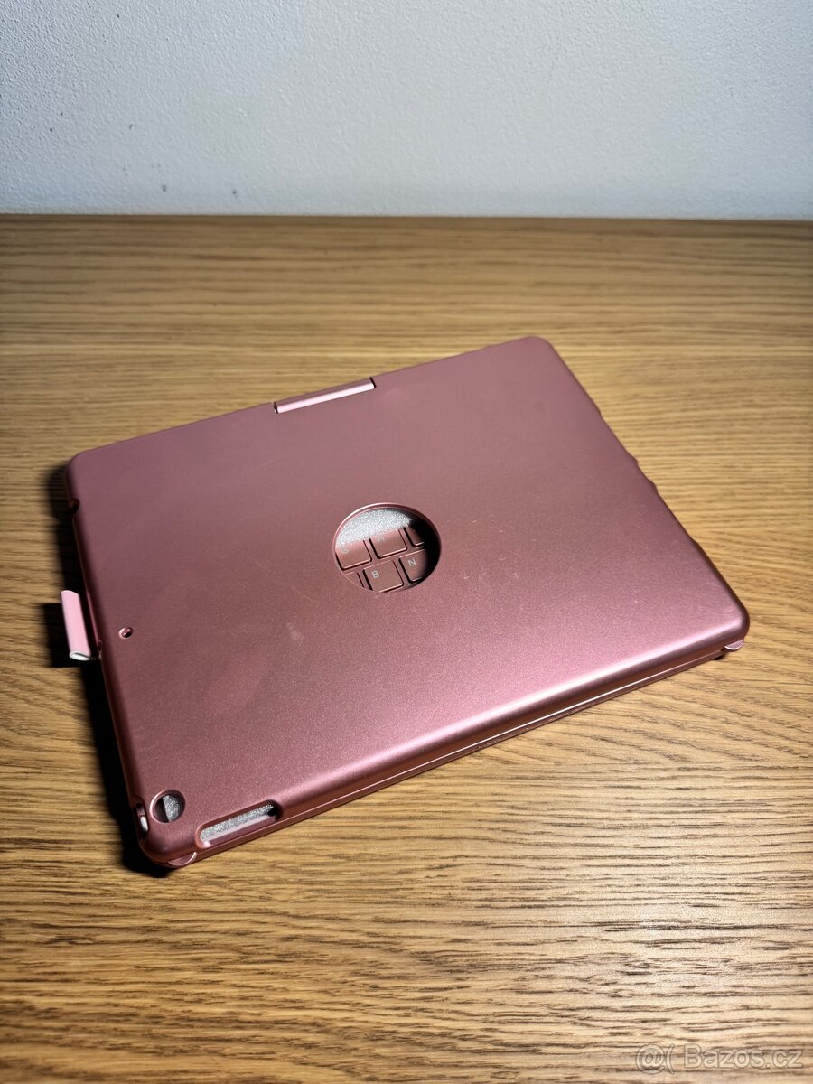 Klávesnice iPad 9, 8, 7 gen., Air 3 - 7