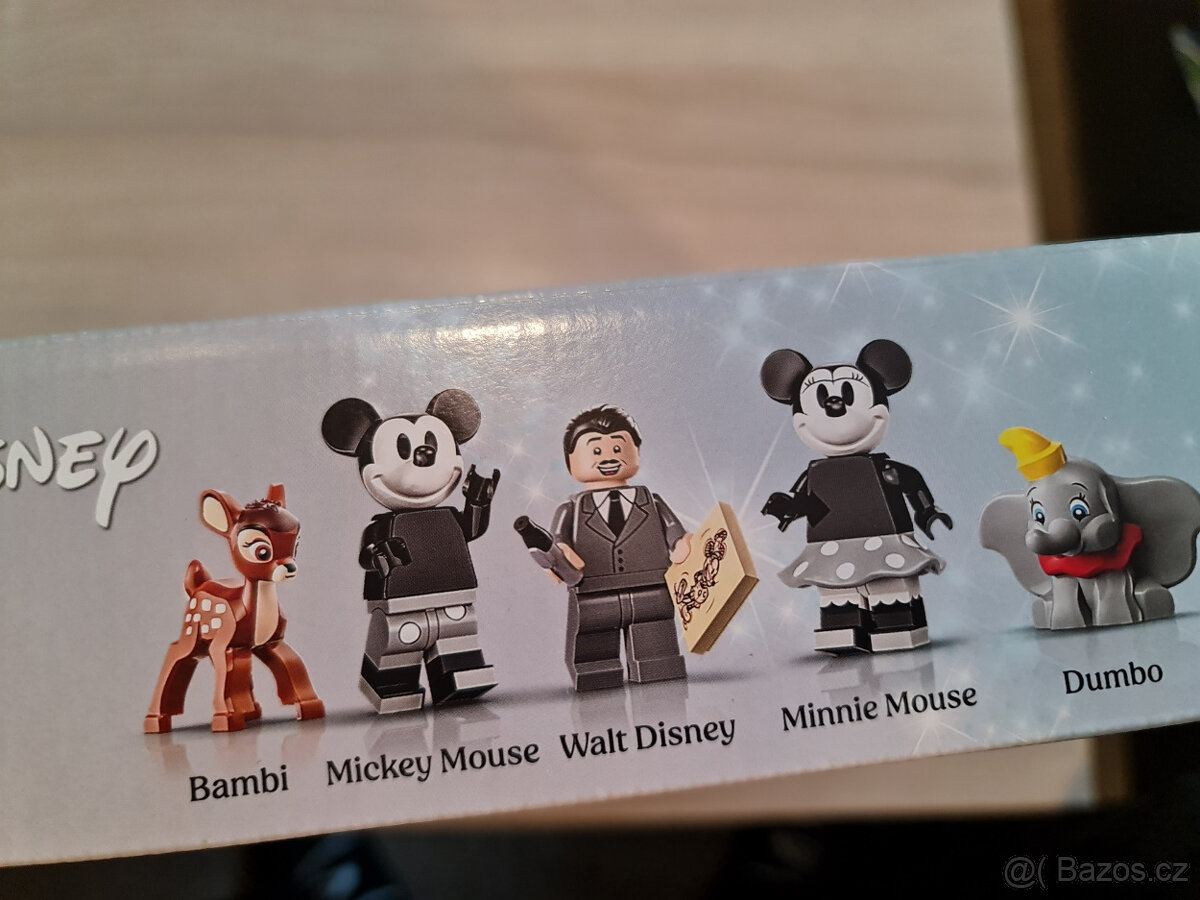LEGO® Disney™ 43230 Kamera na počest Walta Disneyho - 7