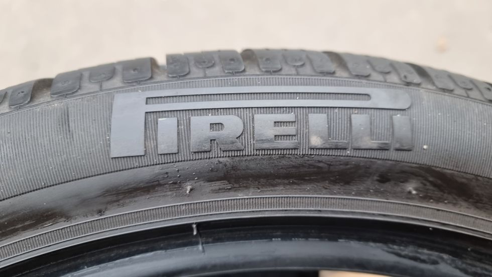 Zimní pneu 235/40/18 Pirelli - 7