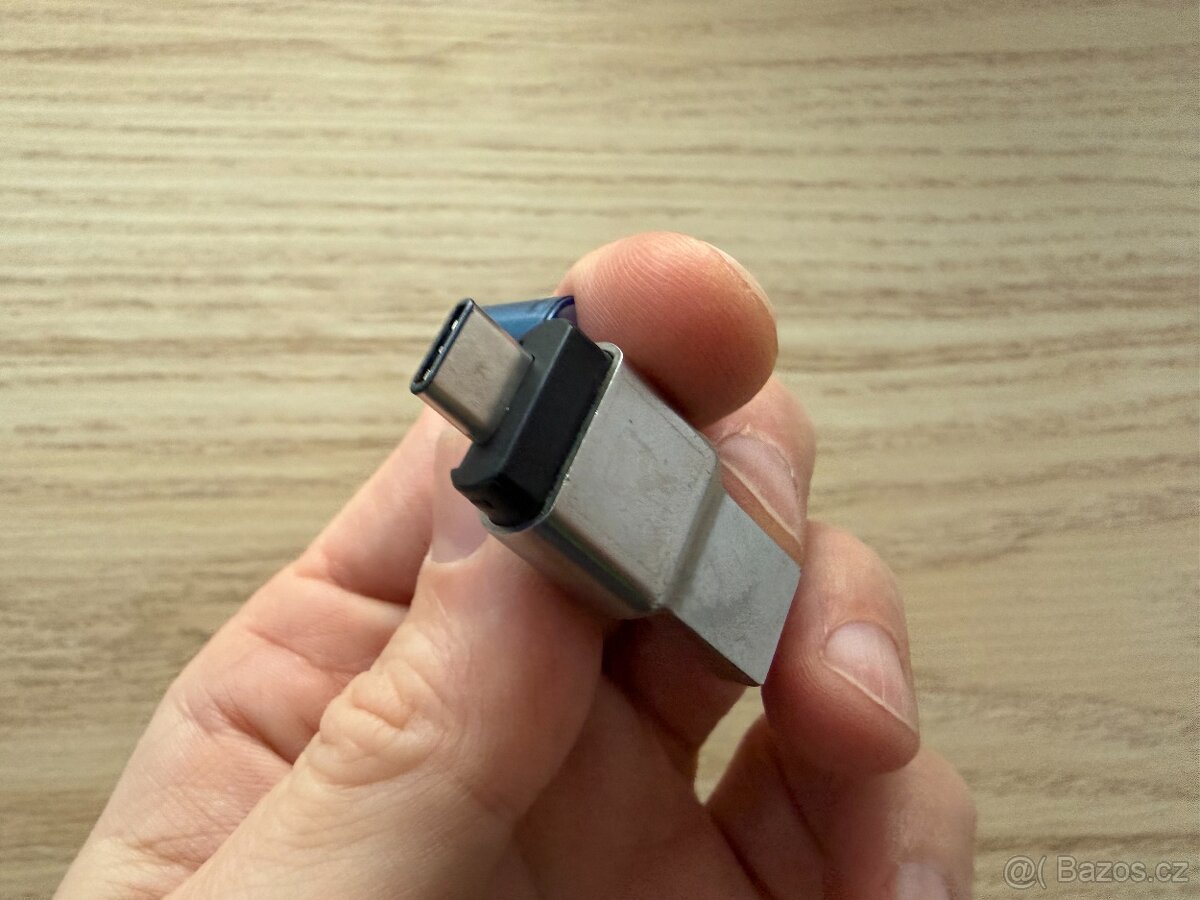 Kingston MobileLite Duo 3C (USB-A a USB-C konektor, MicroSD) - 7
