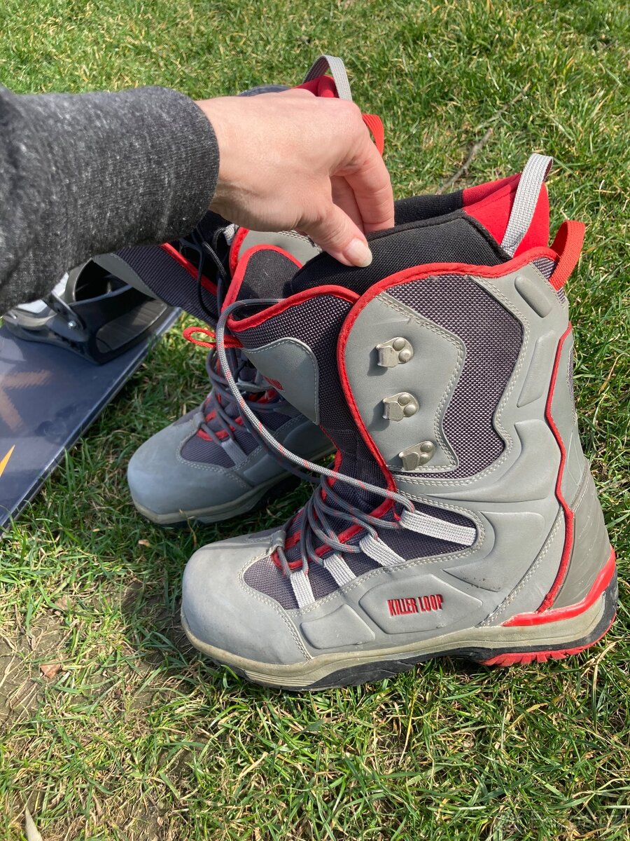 Snowboard a boty č.45 - 7
