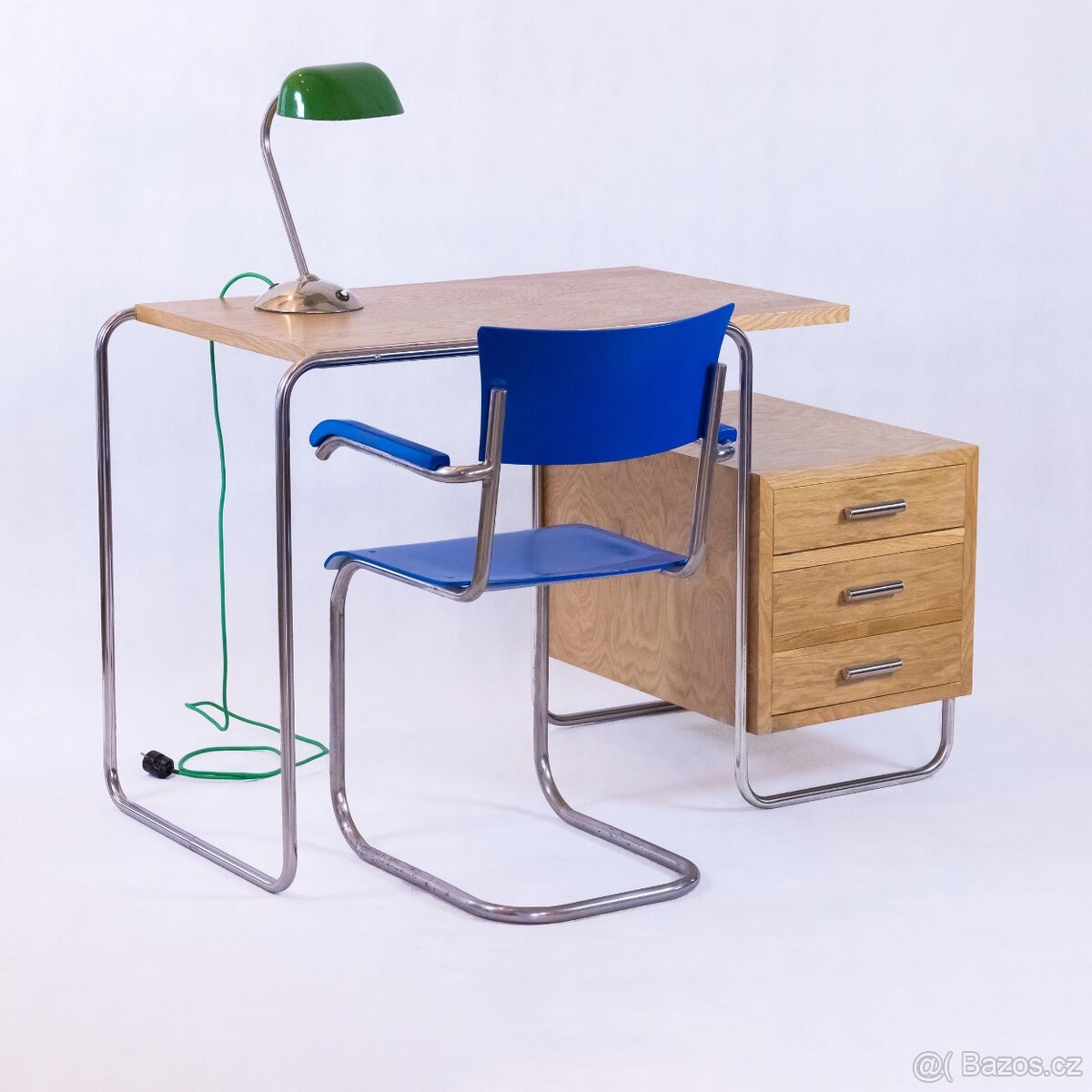 STOLNÍ LAMPA BANKÉŘKA - 7