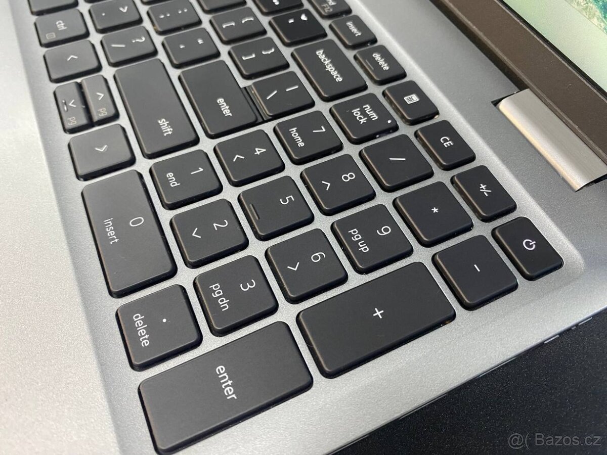 Dell Latitude 5520 15,6“/Intel Core i5-11.gen /SSD 256GB/RAM - 7