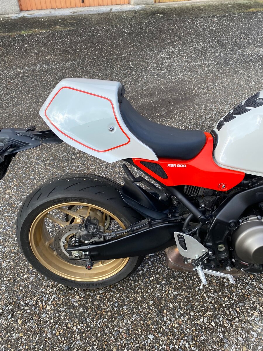 XSR 900 - 7