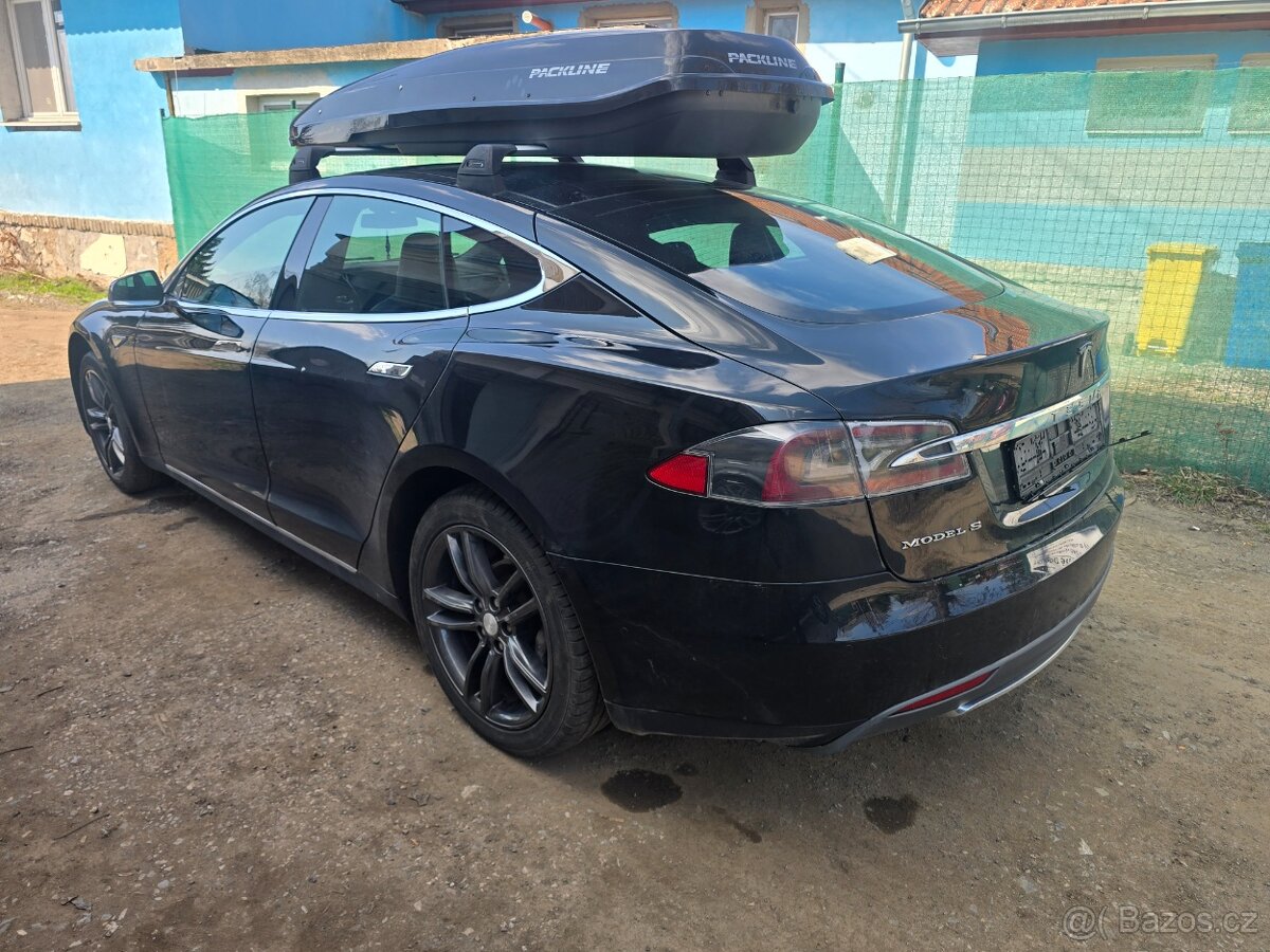 Tesla model S 90D Free Supercharger - 7