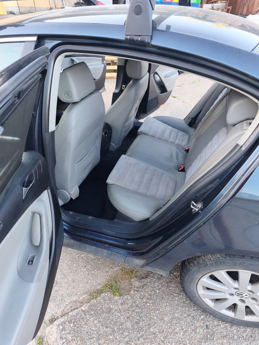 Volkswagen Passat B6 2.0 FSI 4motion - 7