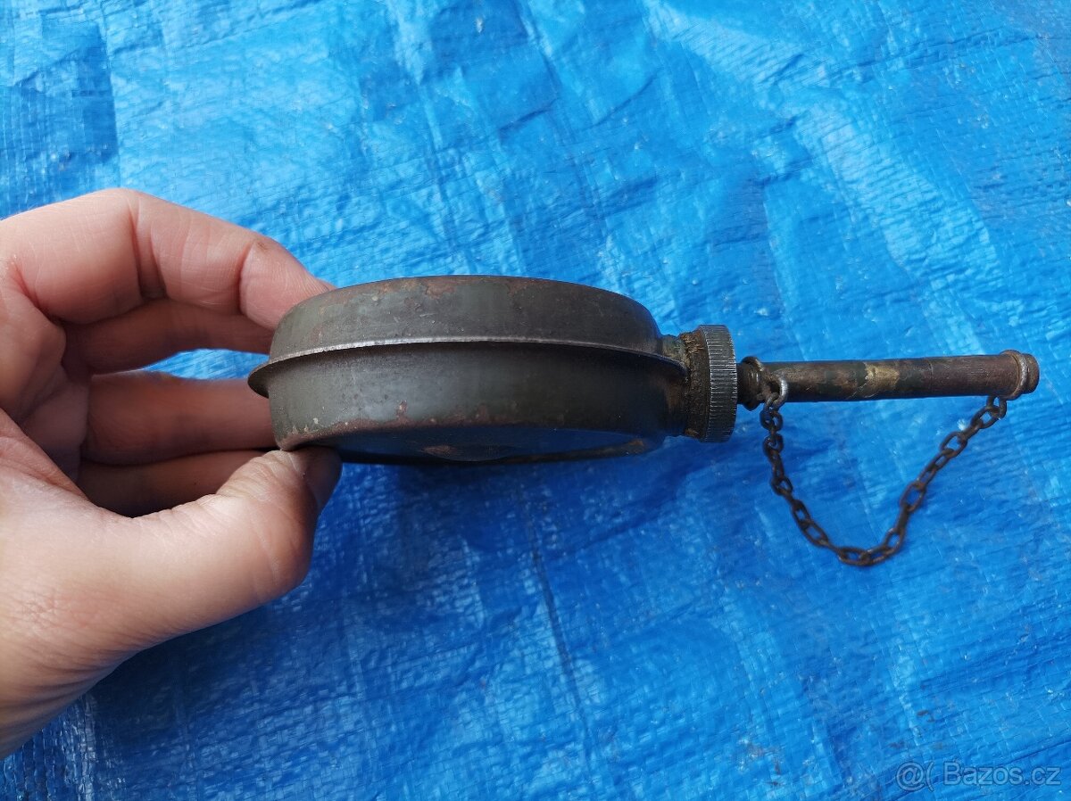 Olejnička ke kulometu MG - 7