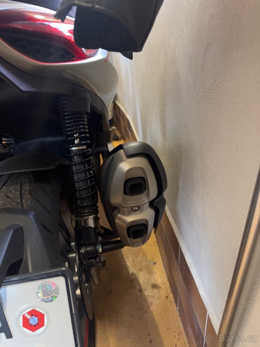 skůtr Piaggio Beverly 400 ZIMNÍ CENA - 7