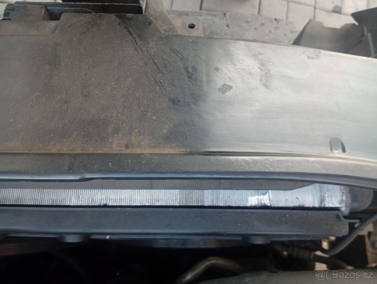 ŠKODA SUPERB 2 FACELIFT PŘEDEK, Z RV 2014 KAPOTA, NÁRAZNÍK - 7