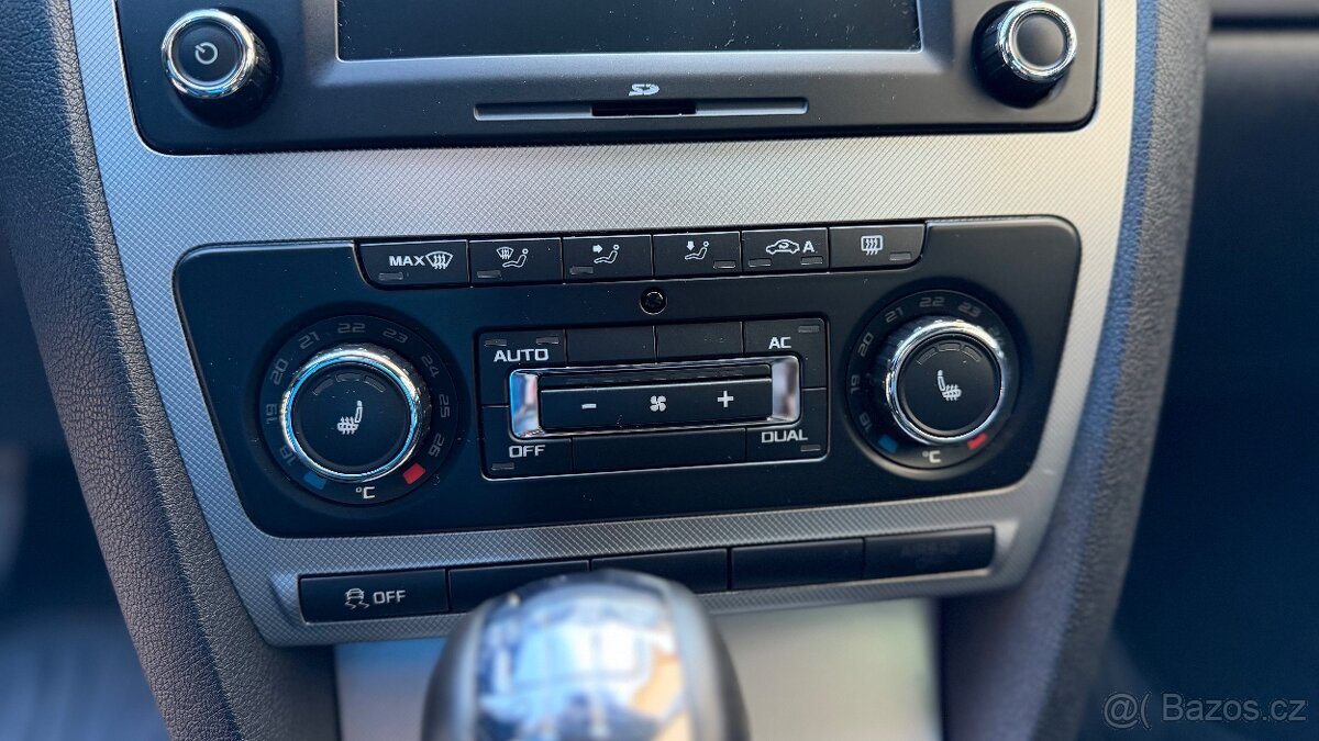 Škoda Octavia Combi II Facelift Elegance TDI # PRODÁNO # - 7