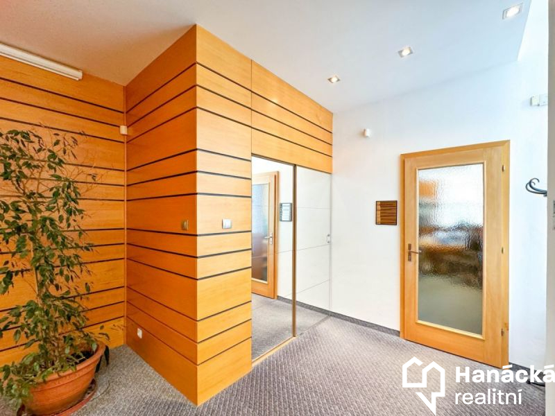 Pronájem kanceláří v centru Prostějova - 7