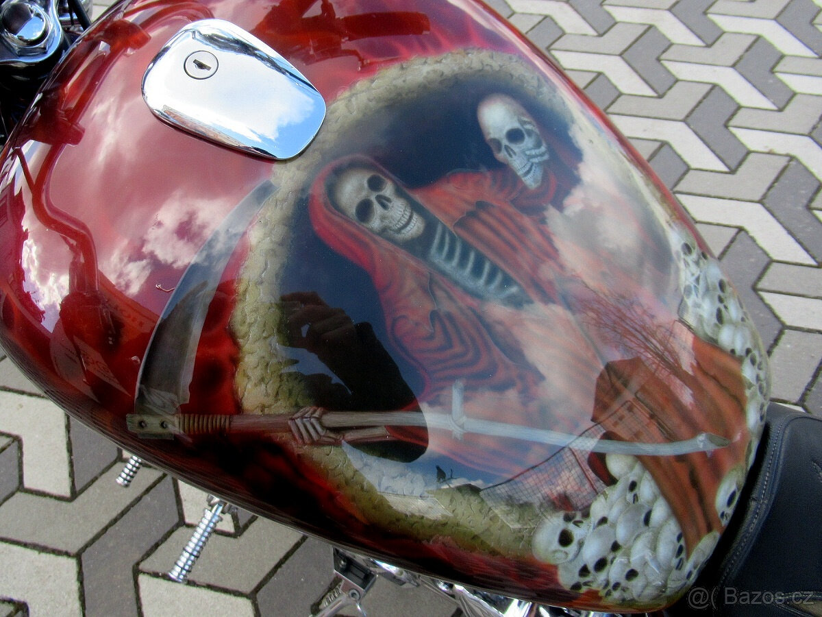 Suzuki VS 1400 Intruder - 7