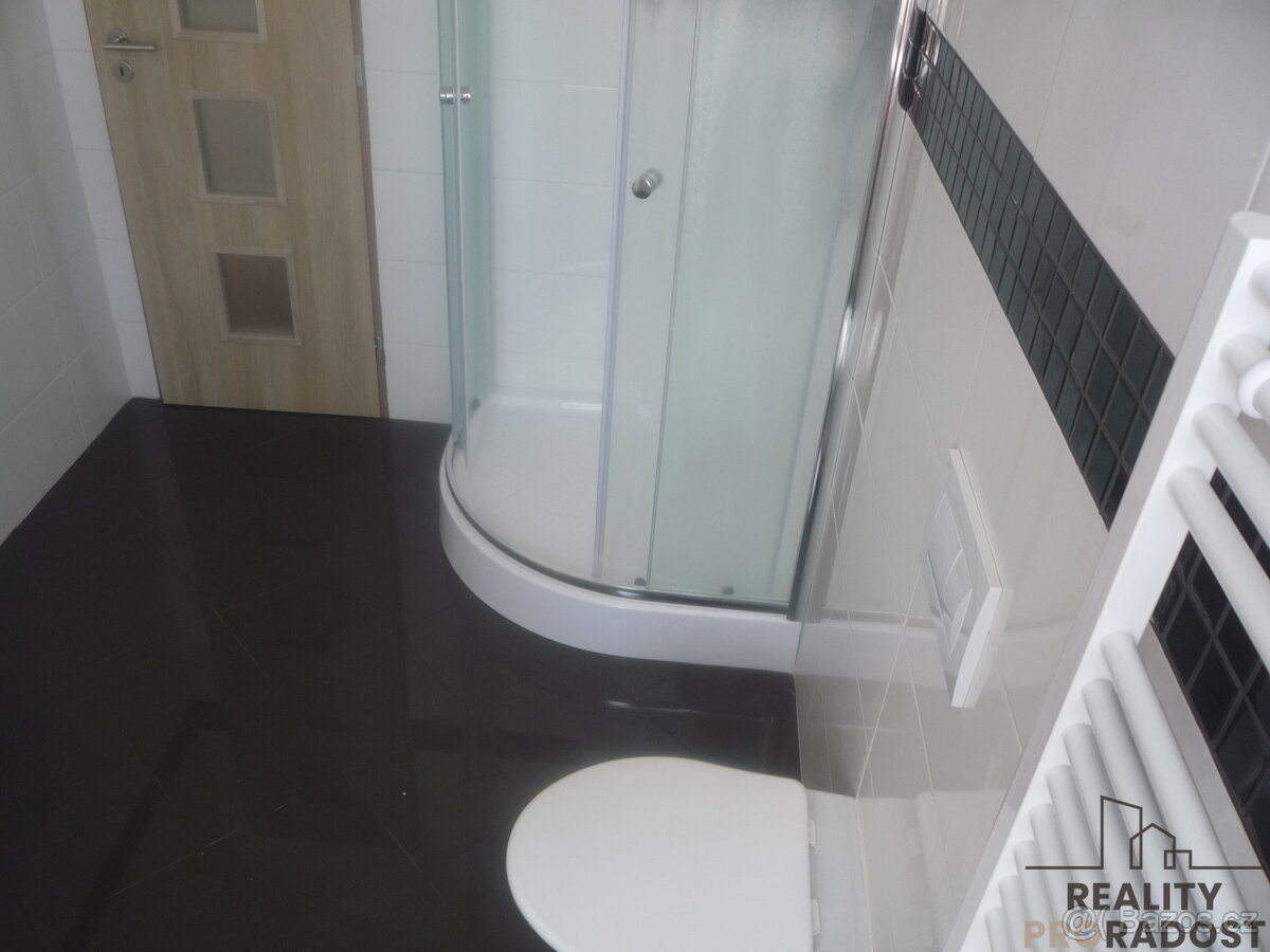 Pronájem bytu Kladno - 7