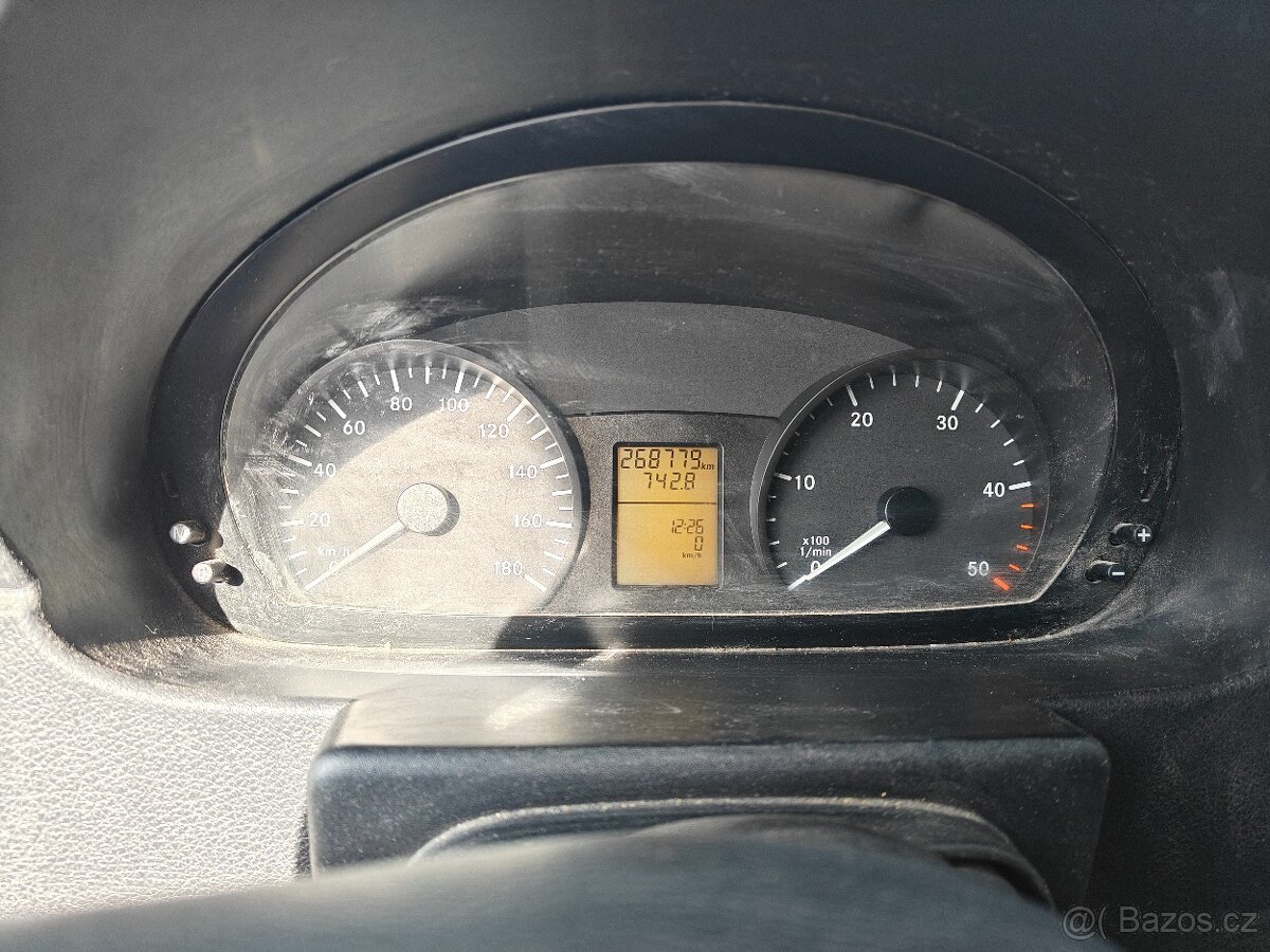 Mercedes Sprinter 213, 2.2 CDi r. 2011 - 7