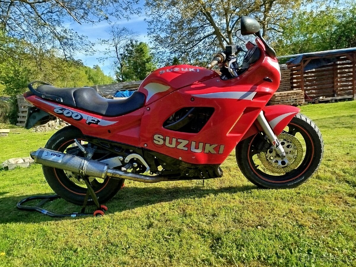Suzuki GSX 600F - 7