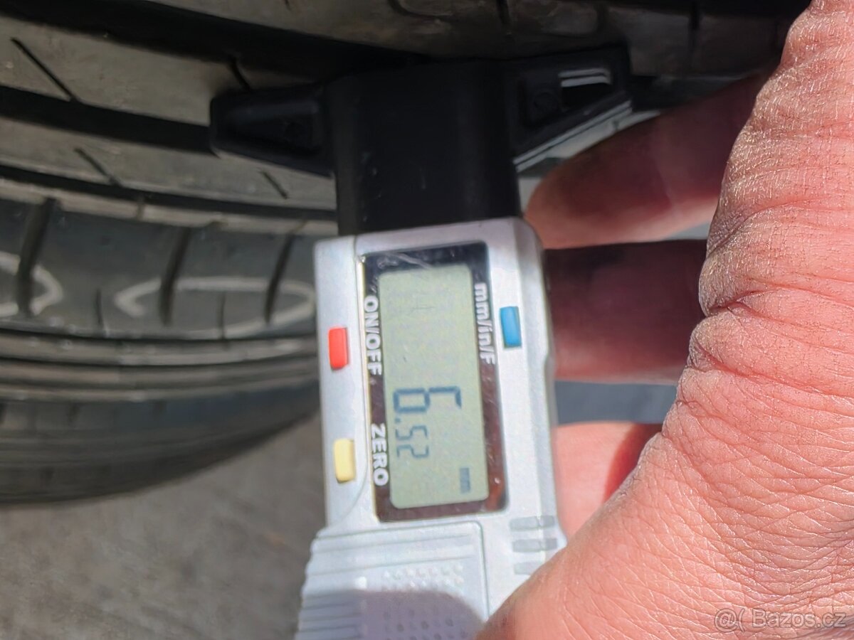 215/55/17 Letní pneumatiky Goodyear Efficient Grip - 7