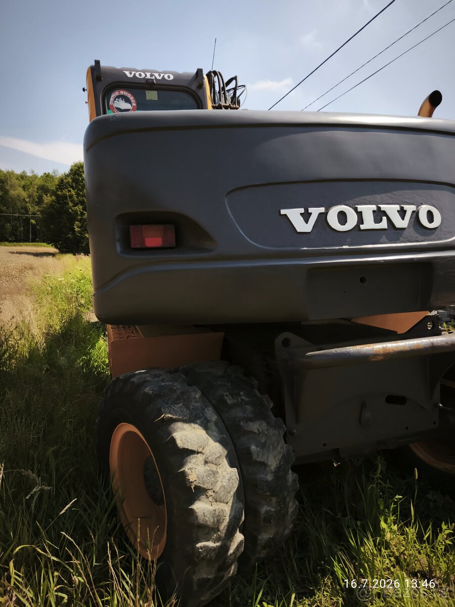 Volvo EW140B – kolový bagr - 7