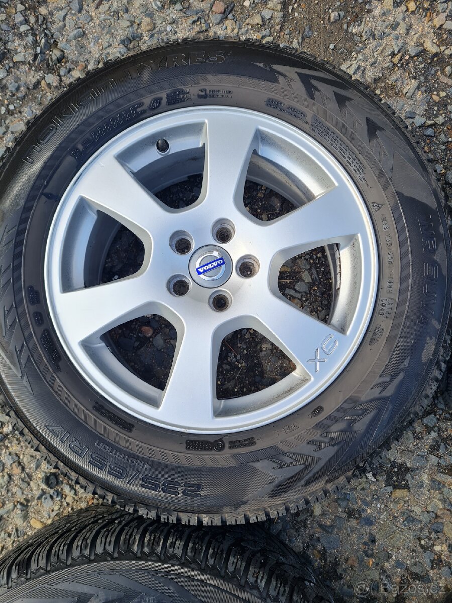 Kola Volvo XC60 Nokian 235/65 R17 - 7