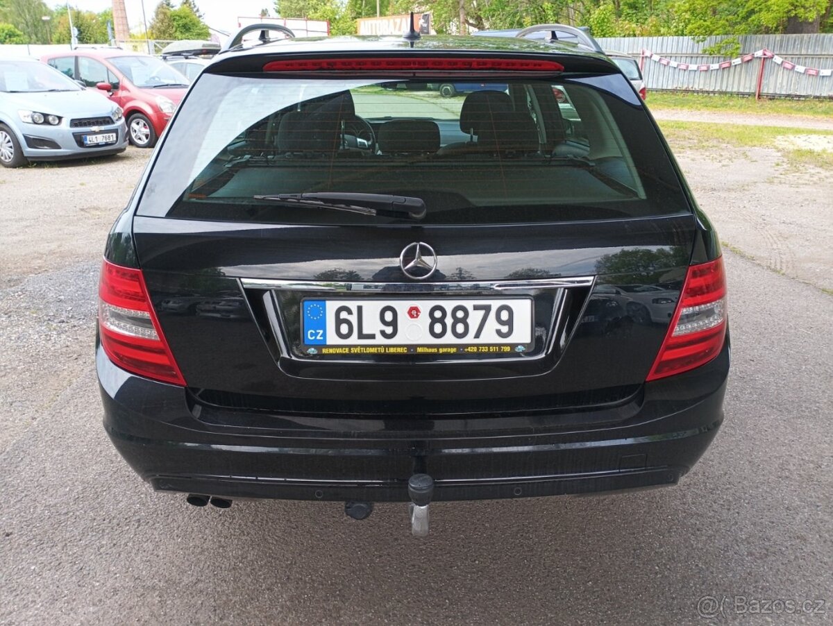 Mercedes-Benz Třídy C H2S1M0 - 7