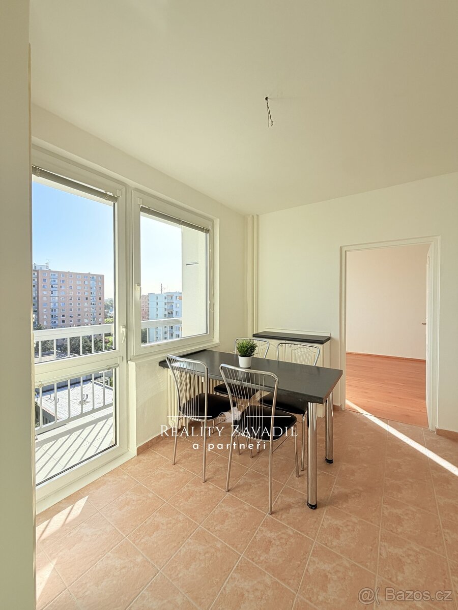 Prodej bytu 2+1 75 m², Pardubice - Studánka, ev.č. 01256 - 7