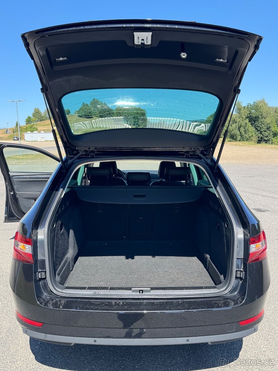 Škoda Superb - 2.0 TDI 4x4 - 7