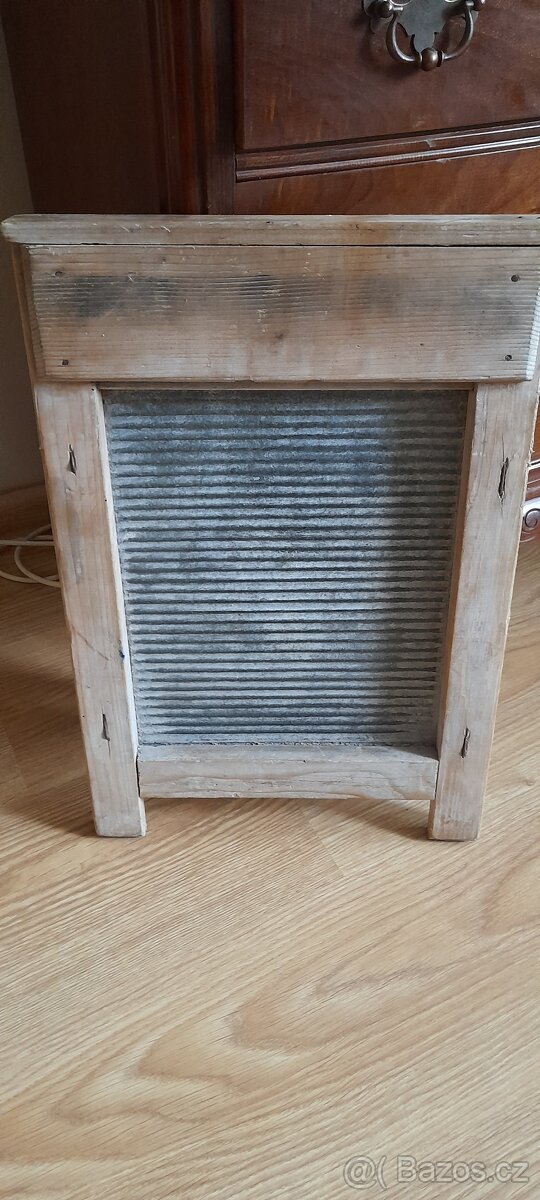 Starožitna valcha litina, retro metly - 7